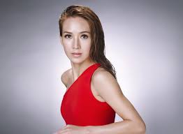 Siow yi ting menjadi perenang wanita malaysia yang mempunyai spesifikasi pada gaya dada. Jaguh Olimpik Sukan Terjun Negara Leong Mun Yee Lambang Wanita Bersemangat Tinggi Nona