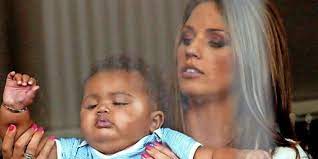Katie price hat bereits einen blinden sohn in die ehe mitgebracht. Um Die Geschwister Zu Schutzen Katy Price Gibt Ihren Sohn In Ein Heim