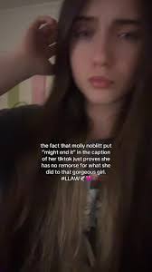 Molly Hopper's Instagram, Twitter & Facebook