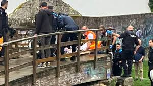 Abandonan en un río de Pontevedra a un joven que murió tras recibir una brutal paliza