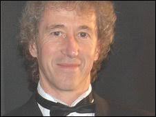 Bruce Dingle's Instagram, Twitter & Facebook