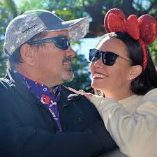 Can you decorate your cabin door