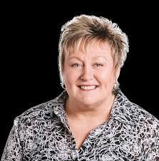 Kayla Cram's Instagram, Twitter & Facebook