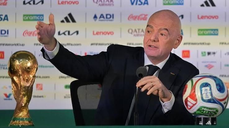 Chủ tịch FIFA: "Tôi cũng ngạc nhiên khi Balogun được hoãn án treo giò" | Báo Dân trí