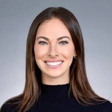 Karli Renken's Instagram, Facebook & TikTok