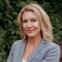 Kelly Mills Email & Phone Number