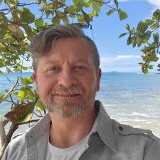 Tim Sisk's Instagram, Twitter & Facebook