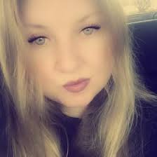 Roxanne Matthews (1foxyroxy80)