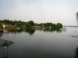 Werder (havel) ist bei schönem wetter immer einen besuch wert. File Werder Havel Insel Mit Muhle Jpg Wikimedia Commons