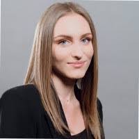 Lea Beal's Instagram, Twitter & Facebook