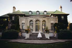 Paulina and scott were married at the elegant parkwood estate venue in oshawa on a rainy day in july. Oshawa Wedding Venues Parkwood Estate Chelsey Cunningham
