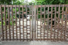 Free shipping and free returns on prime eligible items. 25 Unique Fence Gate Ideas For 2021 Own The Yard