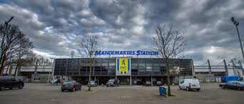Hoge boete voor keukenbedrijven waalwijk omroep brabant. Mandemakers Koopt Stadion Van Rkc Waalwijk Waalwijk Heusden E O Bd Nl