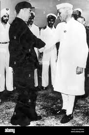 Zhou enlai and nehru Black and White ...
