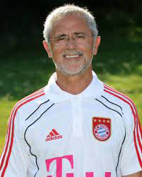 He paid a touching tribute to müller, who is currently fighting a very different battle. Gerd Muller