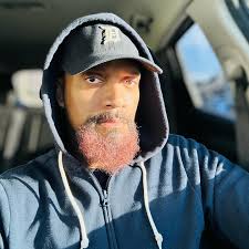 Live a lil Laugh a lil Love a whole lot! 🫶🏻