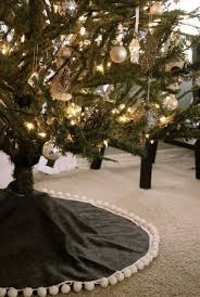 Black And White Christmas Tree Skirt Five Minute Tree Skirt Holiday Decor On A Dime Or Two White Christmas Tree Skirt Christmas Tree Skirt Christmas