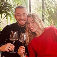 L'étoile e il marito non potrebbero apparire più innamorati di così e lei orgogliosa posta le foto della sua maxi famiglia. Eleonora Abbagnato Non Volevo Un Calciatore E Non Volevo Un Biondo