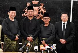 17 mei 2020 / 24 ramadhan 1441. Tiga Muka Baharu Diperkenal Dalam Barisan Exco Kerajaan Negeri Johor Utusan Borneo Online