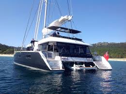 Luxury Catamaran Yacht Kaskazi Four For Rent In Caribbean Contact Yachts Contact Yachts Catamaran Sailing Catamaran Catamaran Yacht