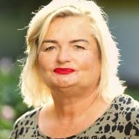 500+ "Tracy West" profiles