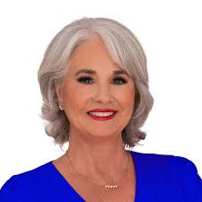 Rhonda Sanderford, Luxury Real Estate Agent