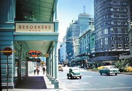 40 Wonderful Color Photographs Capture Street Scenes Of Cape Town South Africa From Between The 1950s Cape Town South Africa Cape Town South African Railways