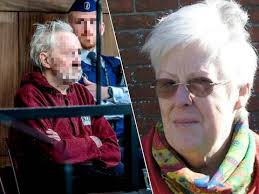 Verlies van oma is zwaar, maar ik weet dat ik moet doorzetten”: Michelle  (24) lanceert zelfgehaakte tassen, die ze met haar grootmoeder creëerde