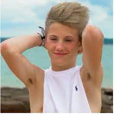 From matty b's ep of 2006 simple but effective, this is the third track aussie weekender. Mattyb Latest Vid Blue Sky Armpit Mattyb Foto 39711468 Fanpop