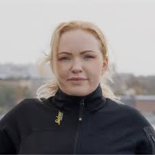 Efter snart 2 år av studier och uppstart av företag här nere i Portugal är  jag och familjen påväg tillbaka till Sverige och Stockholm i början av  juni. Vad jag ska sysselsätta