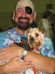 Frank Loken's Instagram, Twitter & Facebook