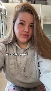 Amber Buben's Instagram, Twitter & Facebook