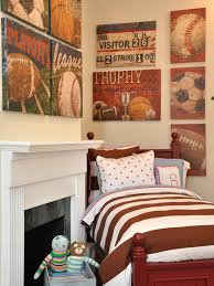 Show them that you support their interests by showcasing their name or jersey number on a decal. Incredible Sport Themed Wall Decor Boy Bedroom Idea 616x821 Wallpaper Teahub Io