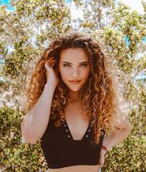 Et S Go On An Adventure Where Do You Want To Go Hair Photography Curly Hair Styles Beautiful Curly Hair