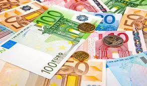 Before the adoption of the euro, portugal's currency was escudo. Currency In Portugal