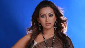 Esther to play a porn star in Heroine