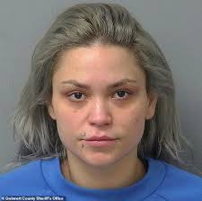 El alfabeto del kama sutra es un proyecto personal de la magnífica ilustradora malika favre. Nightclub Manager Arrested For Valentines Day Kama Sutra Party Where Revelers Had Sex On Dancefloor Express Digest