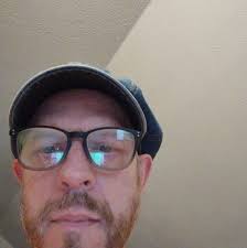 Sometimes I see (and hear) comments from select fans who ask if we're  reuniting? I don't really know what that means🤷‍♂️ We are reunited  (technically since 2005). We could not be more