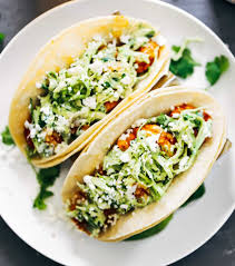 Thanks to black beans and ground beef, this taco pasta recipe boasts 19 grams of protein, all for under 400 calories. 7 High Protein Taco Recipes Under 250 Calories Self