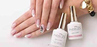 30 idées sublimes pour adopter l'ongle french. French Manucure Gel Declinaisons Originales D Une Deco Ongles Chic Et Classique