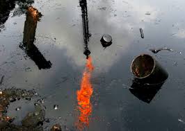 Traducir petróleo significado petróleo traducción de petróleo sinónimos de petróleo, antónimos de petróleo. Por Que Al Petroleo Le Llamamos Crudo Actualidad Hibridos Y Electricos Coches Electricos Hibridos Enchufables