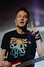 She is known for her work on 1999 mtv video music awards (1999), today (1952) and trippin (2005). Mark Hoppus Filme Alter Biographie