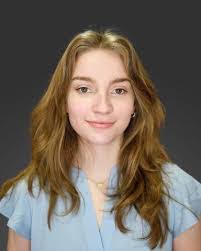 Jillian Barrett's Instagram, Twitter & Facebook