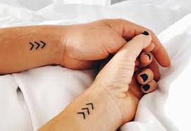 Tatuajes Pequenos Para Parejas Disenos De Tatuaje Para Parejas Tatuajes De Parejas Ideas De Tatuaje Pequeno