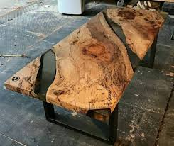 Tavolo Rotondo In Resina Nero Oliva Etsy Resin Furniture Wood Table Design Resin Table