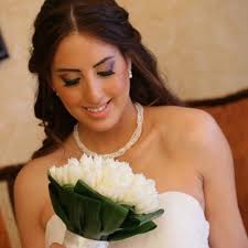 Amanda Kallas's Instagram, Twitter & Facebook