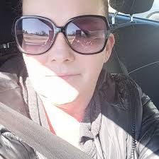 Nail trimming for spicy kittens at home