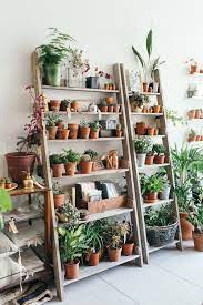 Treasures From The Trash A Leaning Shelf Indoor Plant Shelves Plant Shelves Outdoor Ikea Plants