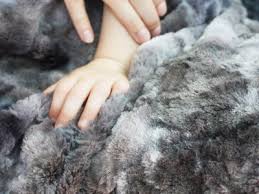The 7 Best Faux Fur Blankets Of 2021