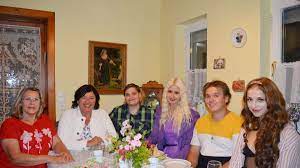 „wir werden in ruhe überlegen, ob und wie es mit beate bei ‚schwiegertochter gesucht. Schwiegertochter Gesucht Rtl Immerhin Ohne Jogginghose Beim Date Lauft